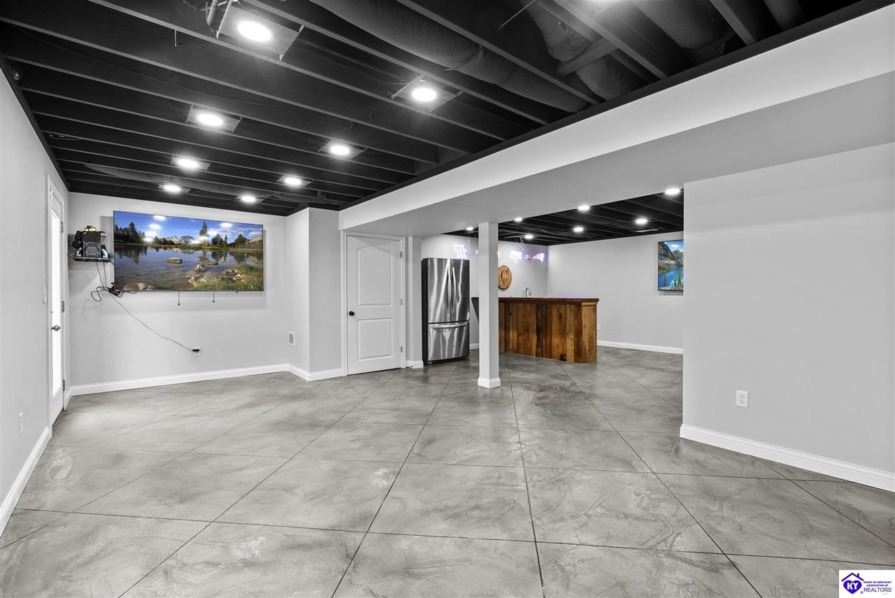 200 Huckaberry Street Property Photo 4