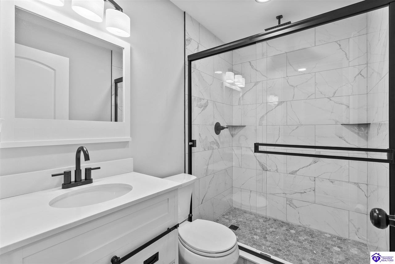 200 Huckaberry Street Property Photo 8