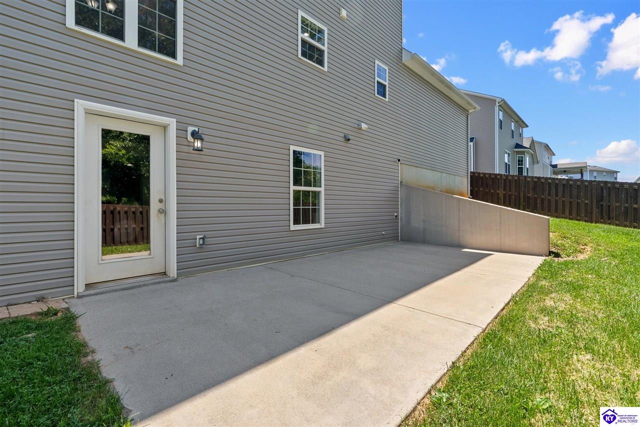 200 Huckaberry Street Property Photo 9