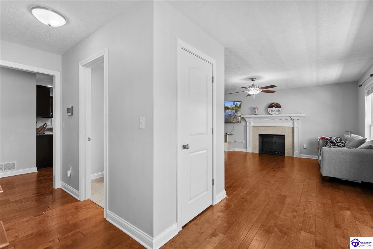 200 Huckaberry Street Property Photo 11