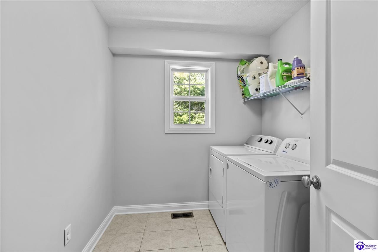 200 Huckaberry Street Property Photo 23