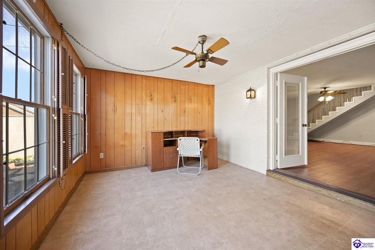 102 Regency Court B-3 Property Photo 12