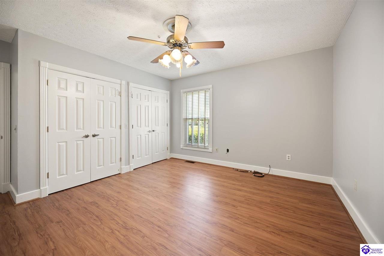 102 Regency Court B-3 Property Photo 15