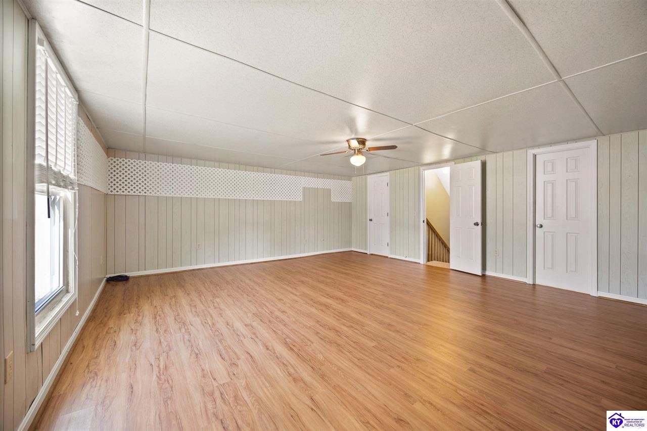 102 Regency Court B-3 Property Photo 24