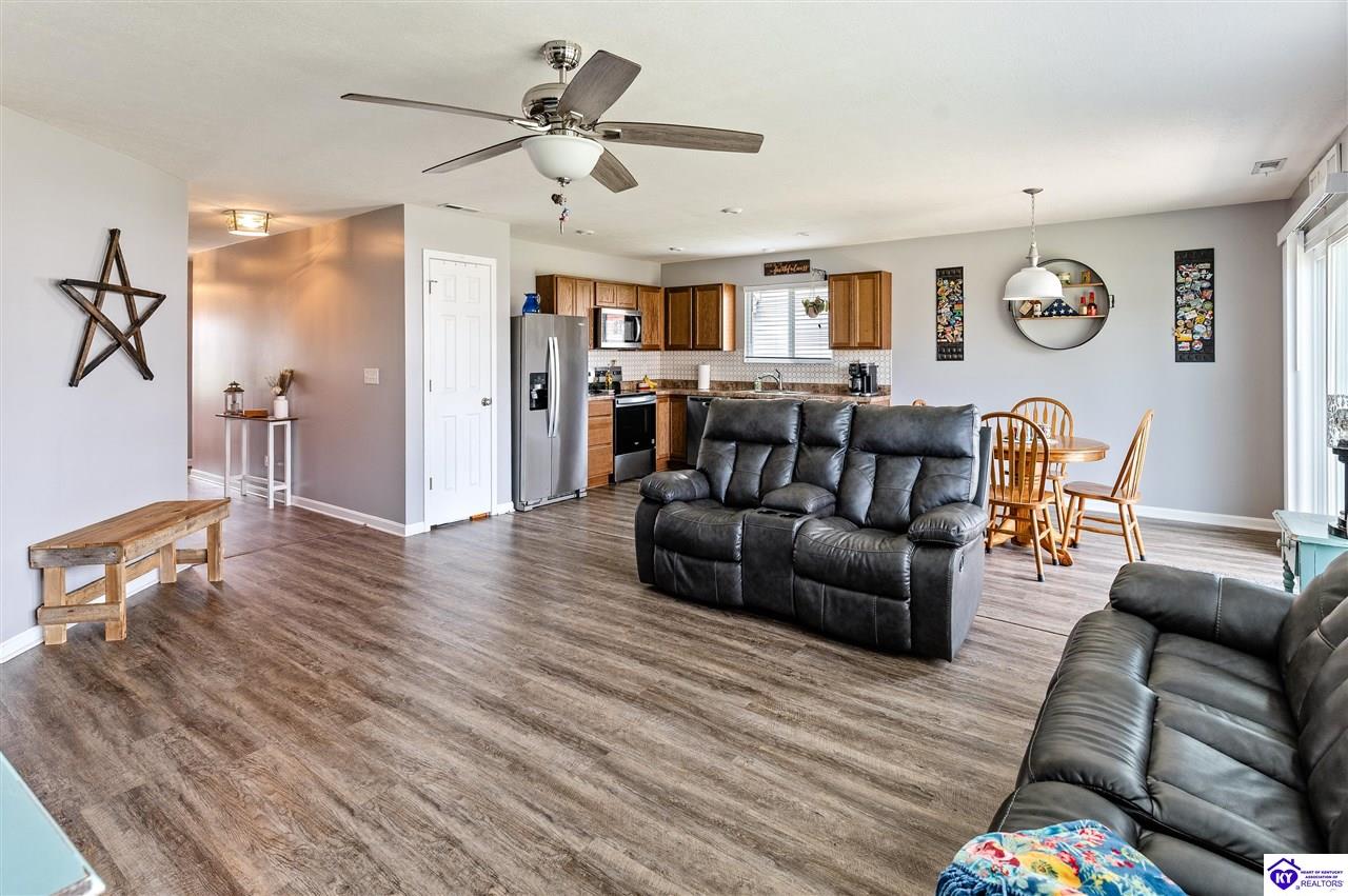124 Gadwall Court Property Photo 22