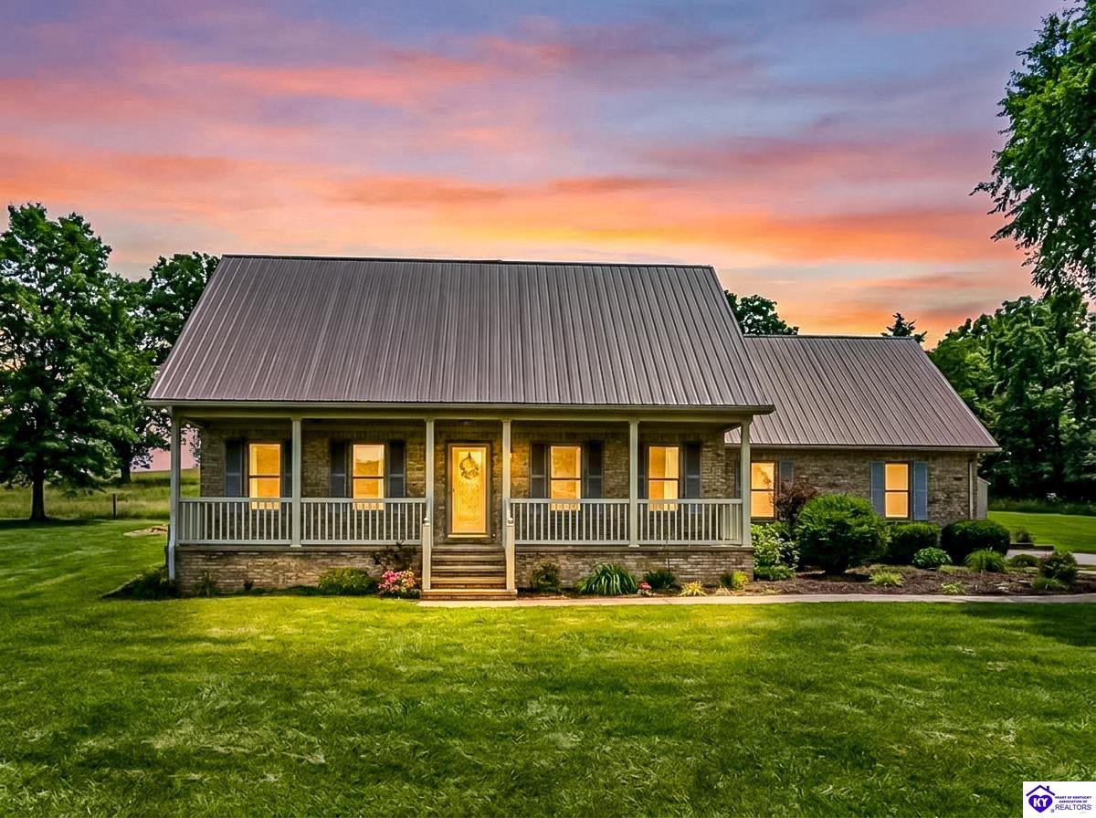 1250 Stringtown Road Property Photo 1