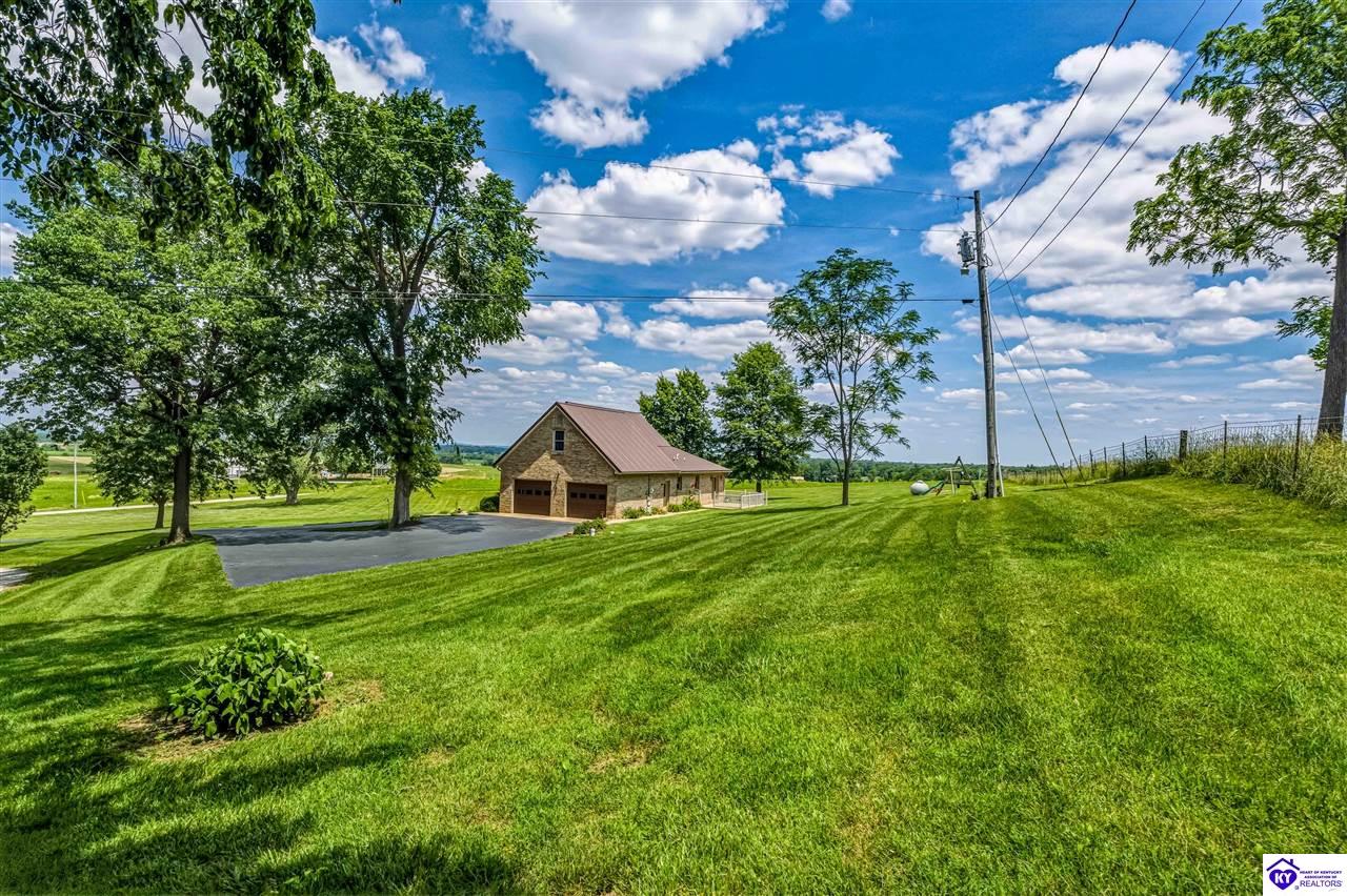 1250 Stringtown Road Property Photo 5