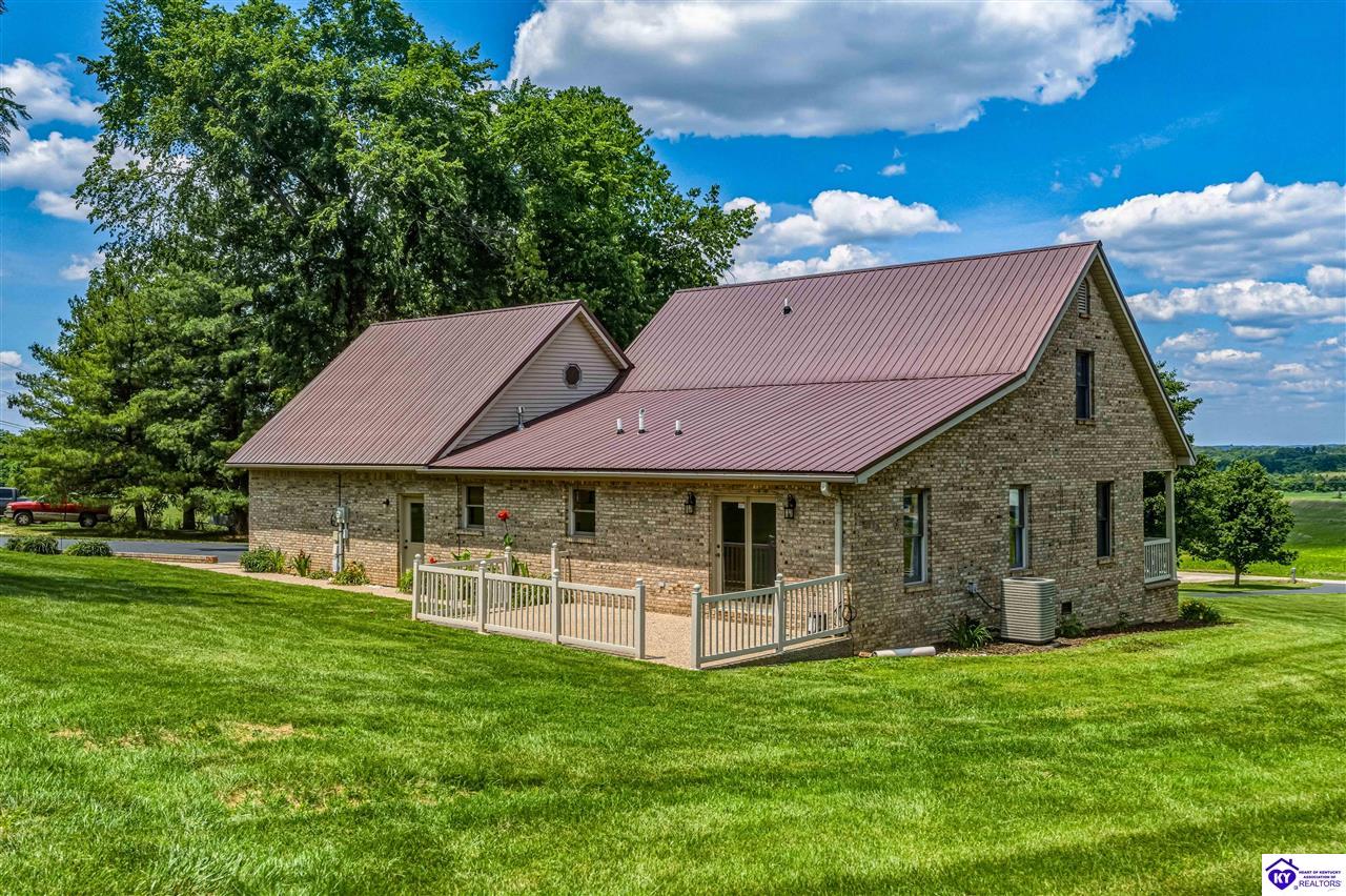 1250 Stringtown Road Property Photo 6