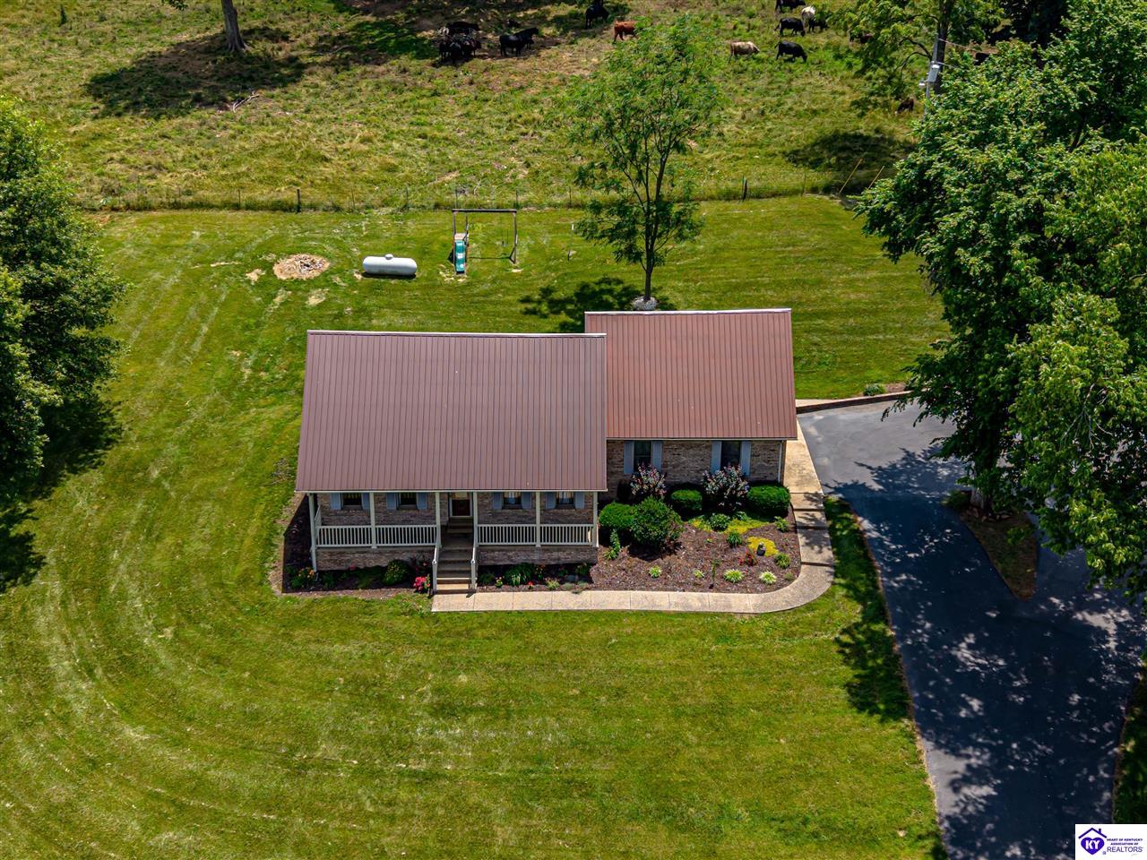 1250 Stringtown Road Property Photo 11