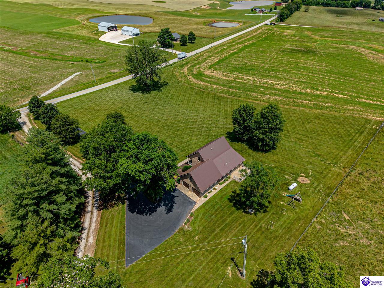 1250 Stringtown Road Property Photo 13