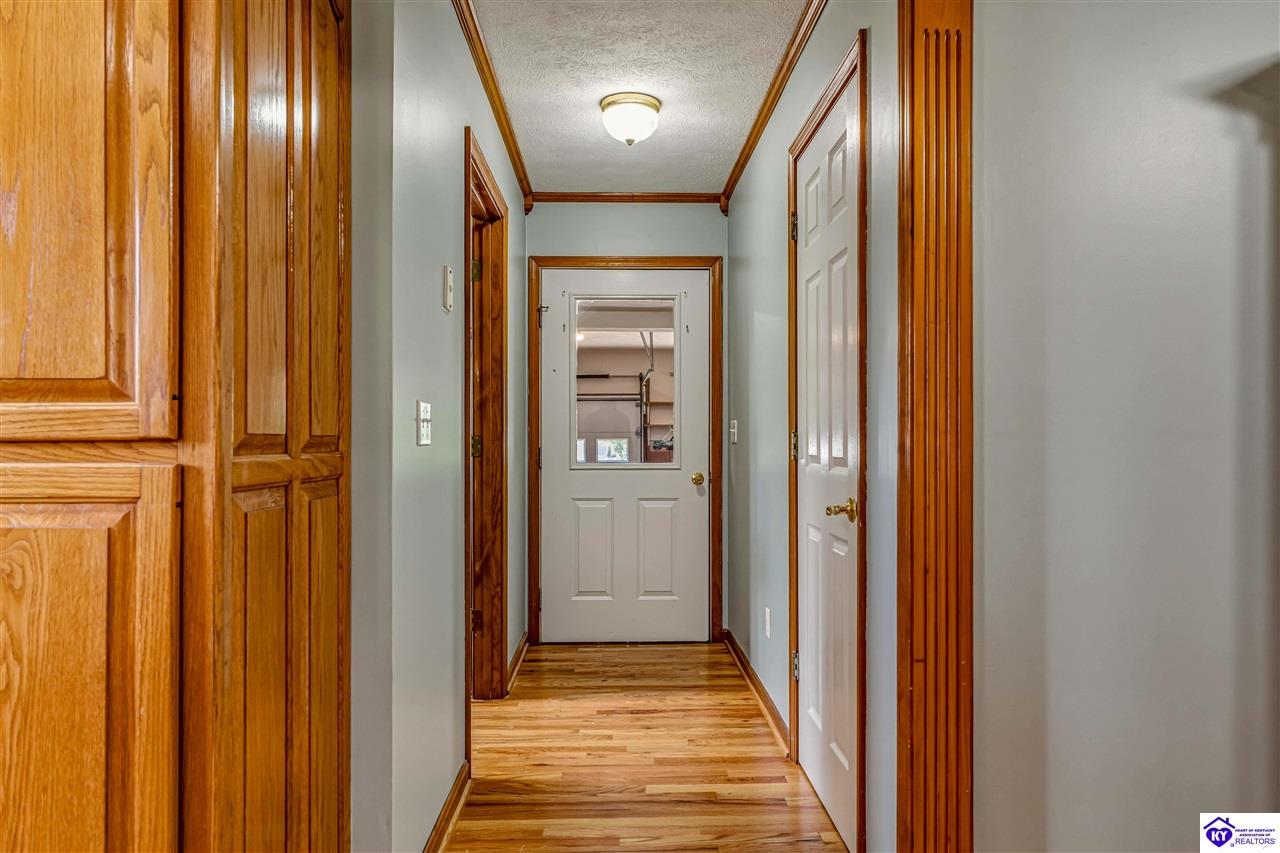 1250 Stringtown Road Property Photo 30