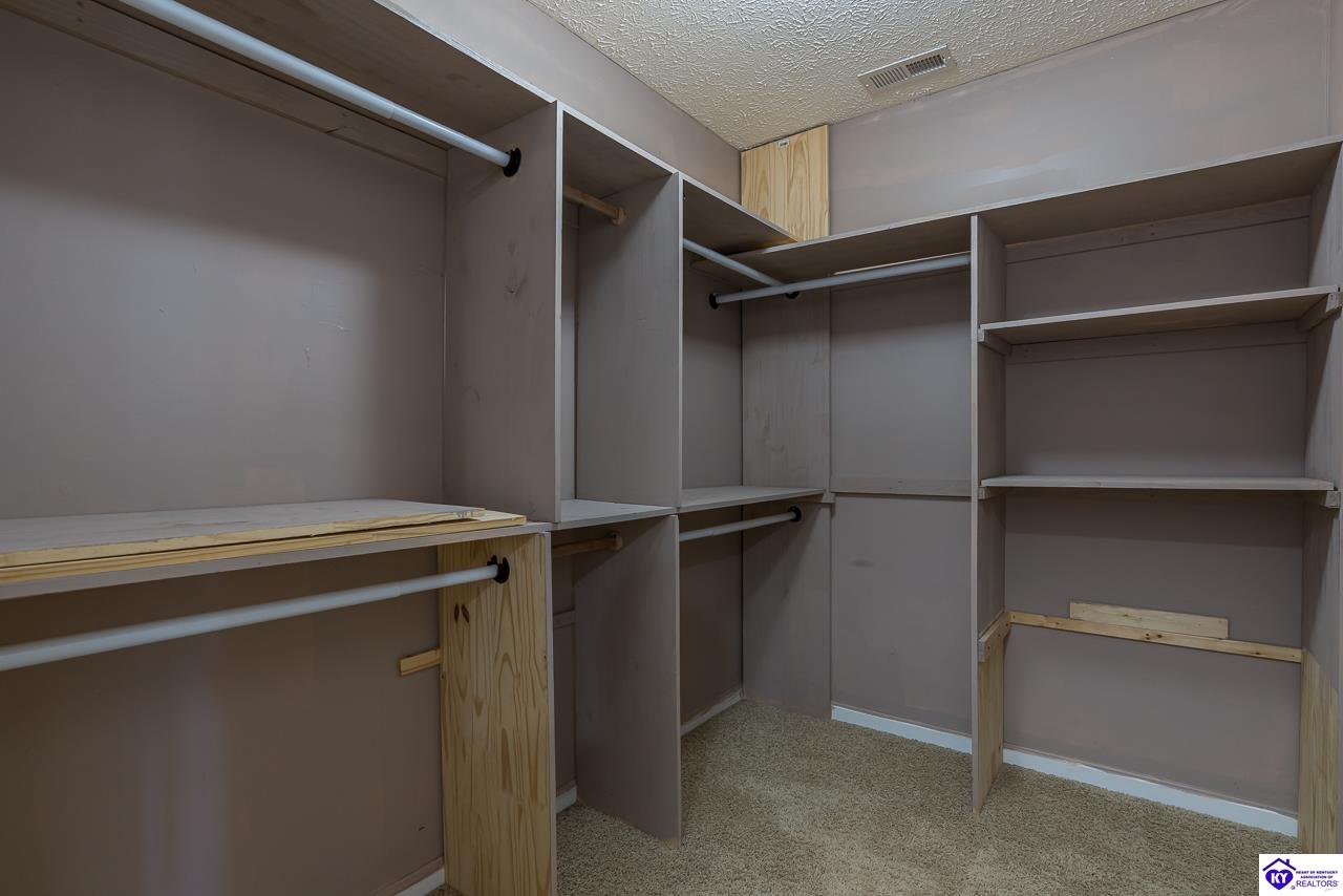 633 Wind Brook Drive Property Photo 18