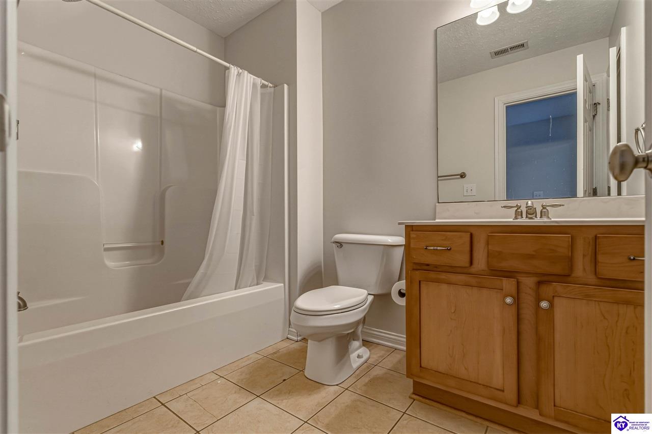 102 A Legacy Court Property Photo 38