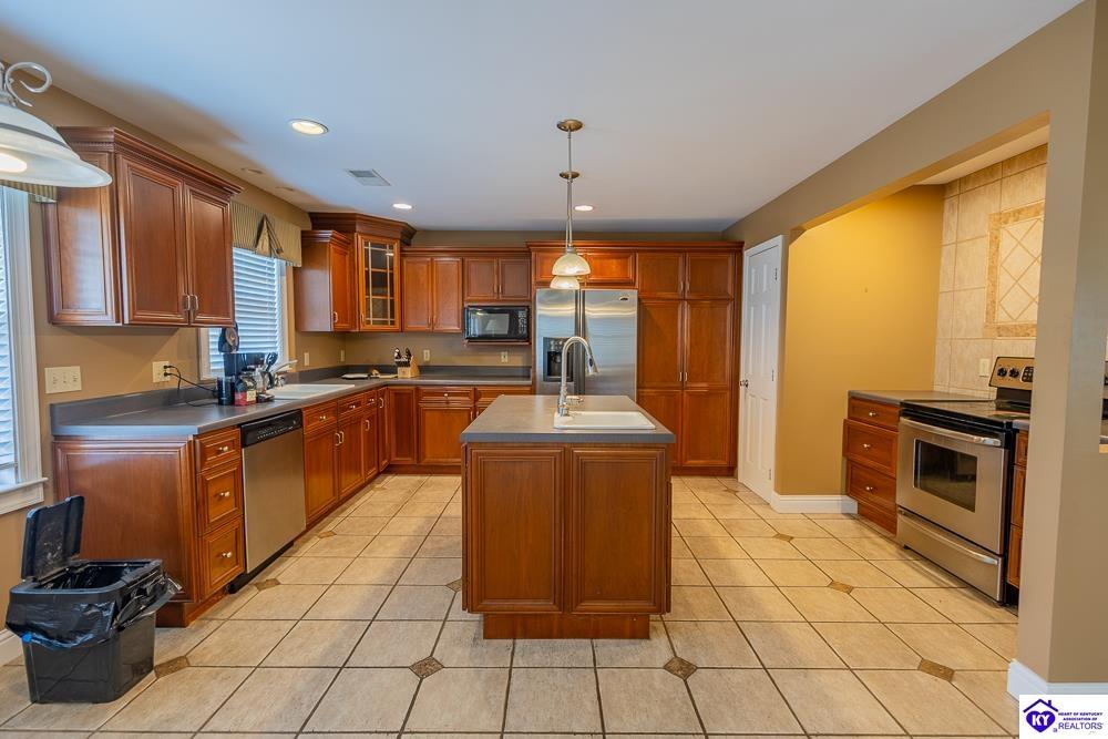 438 N Walnut Street Property Photo 12