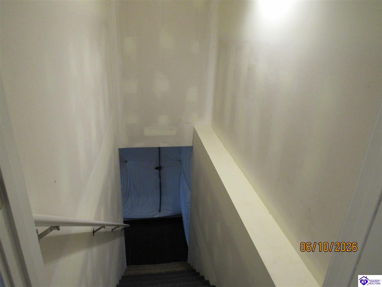 521 Winding Creek Court Property Photo 11
