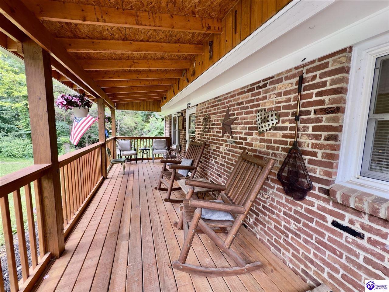1109 Evelyn Drive Property Photo 11