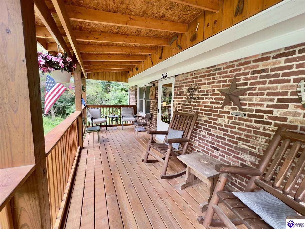 1109 Evelyn Drive Property Photo 12