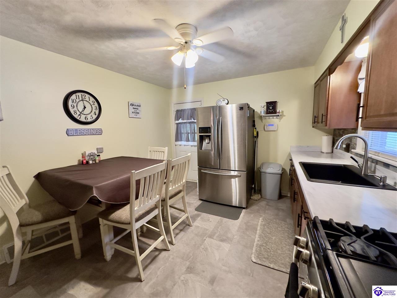 1109 Evelyn Drive Property Photo 25