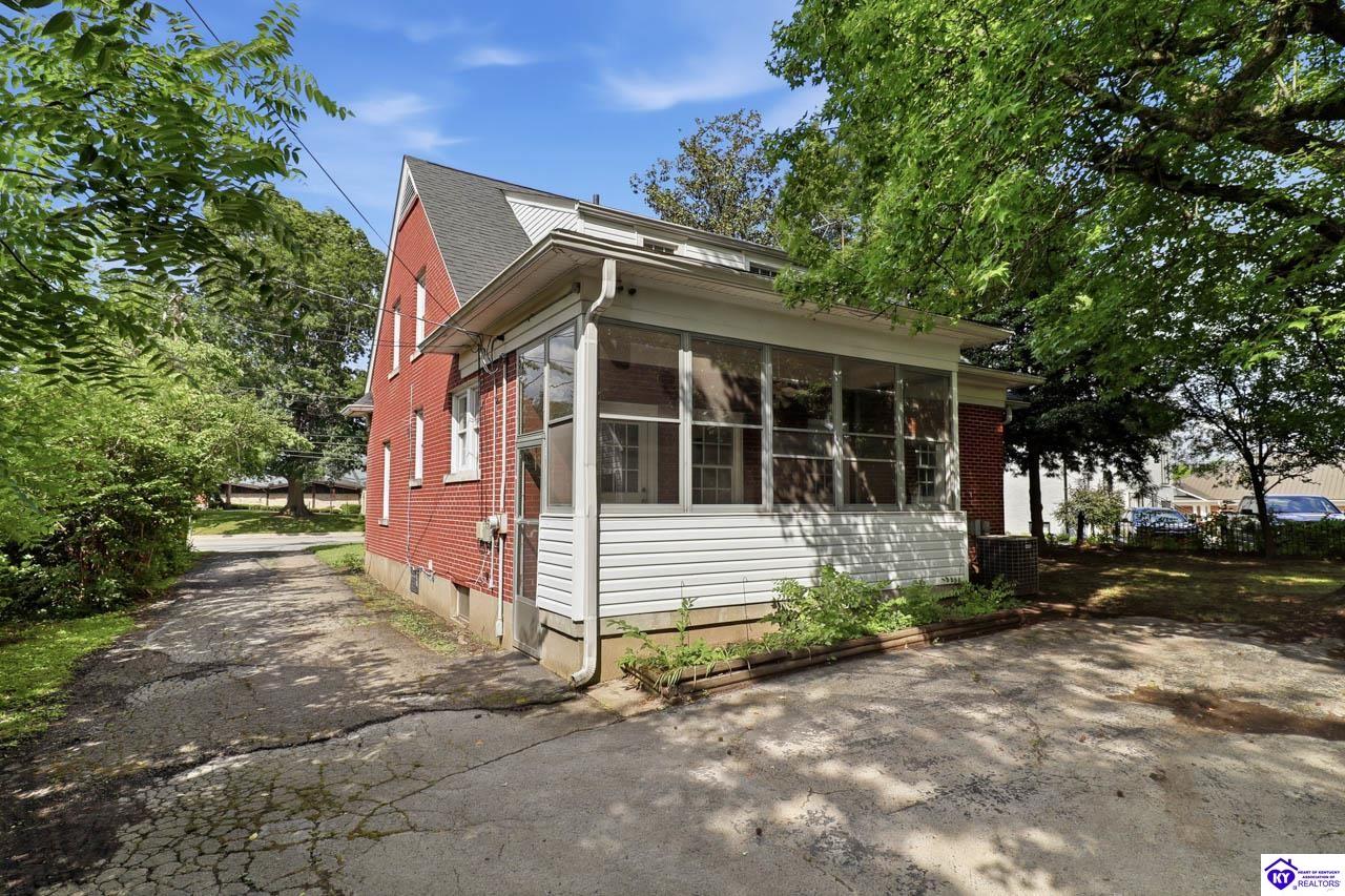 306 W Dixie Avenue Property Photo 43