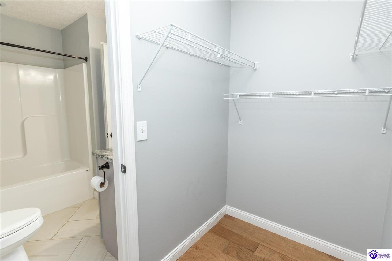 179 Twin Lakes Drive Property Photo 27