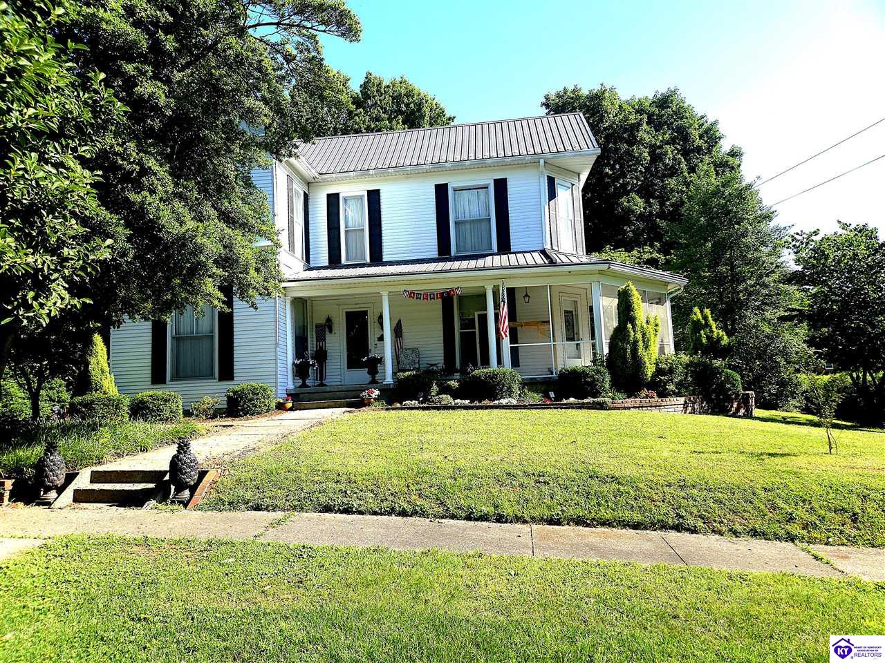 205 W Chestnut Street Property Photo 2
