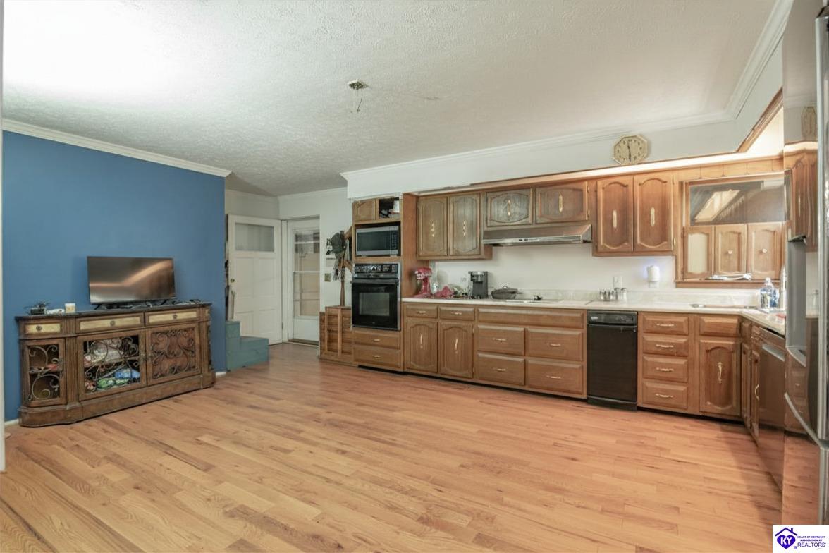 205 W Chestnut Street Property Photo 35