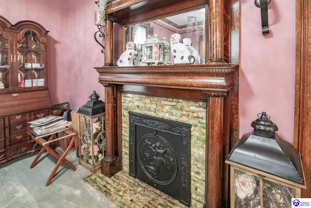 205 W Chestnut Street Property Photo 44