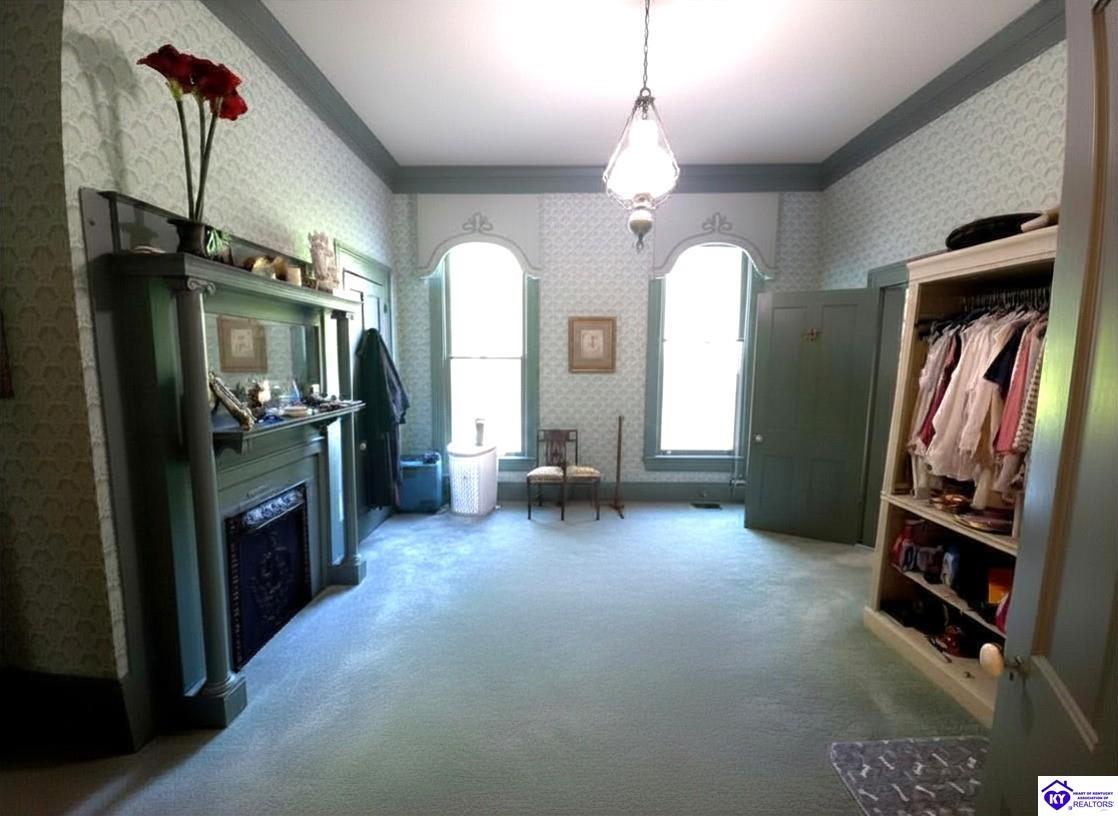 205 W Chestnut Street Property Photo 48
