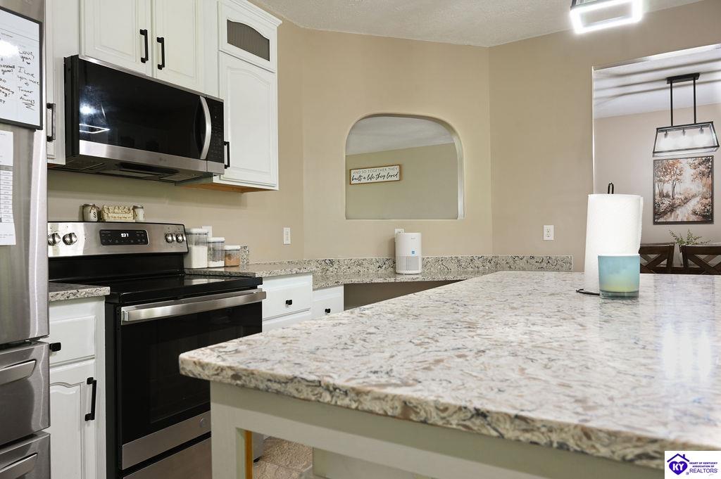 80 Mayfield Ct Property Photo 9