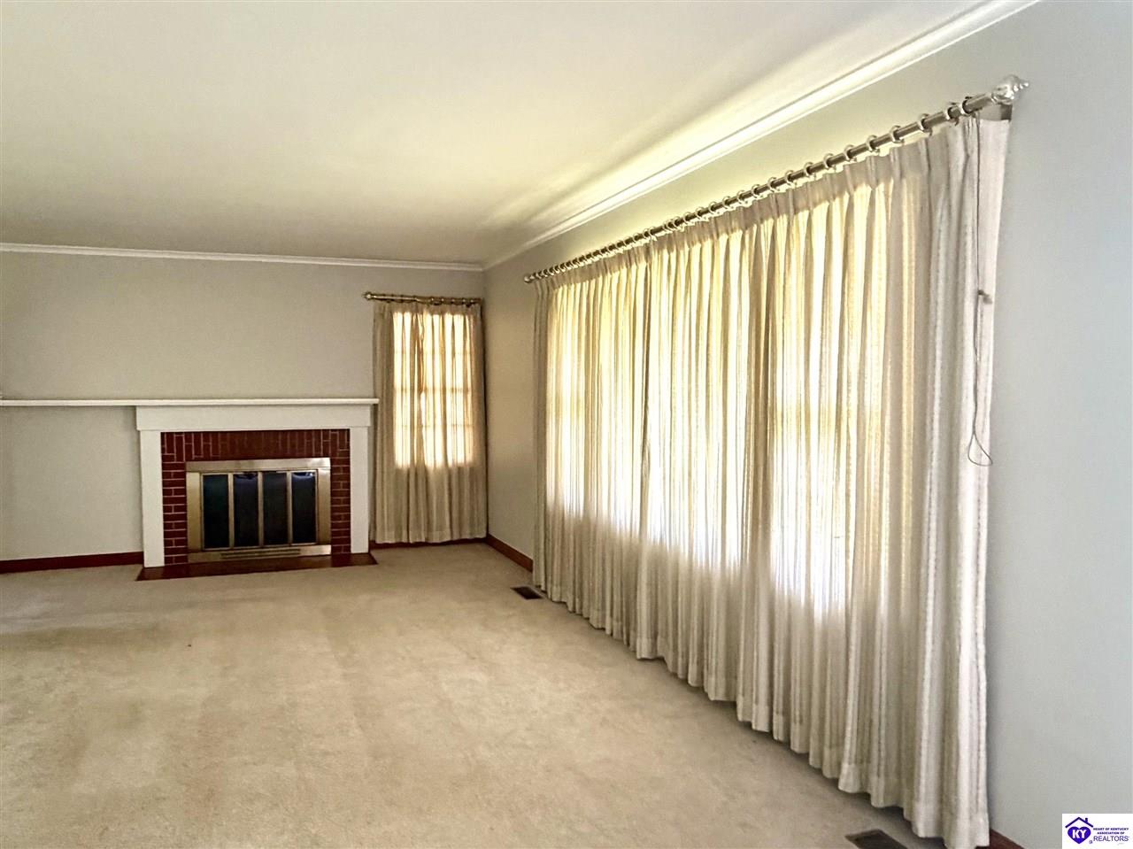 612 Cherrywood Drive Property Photo 4