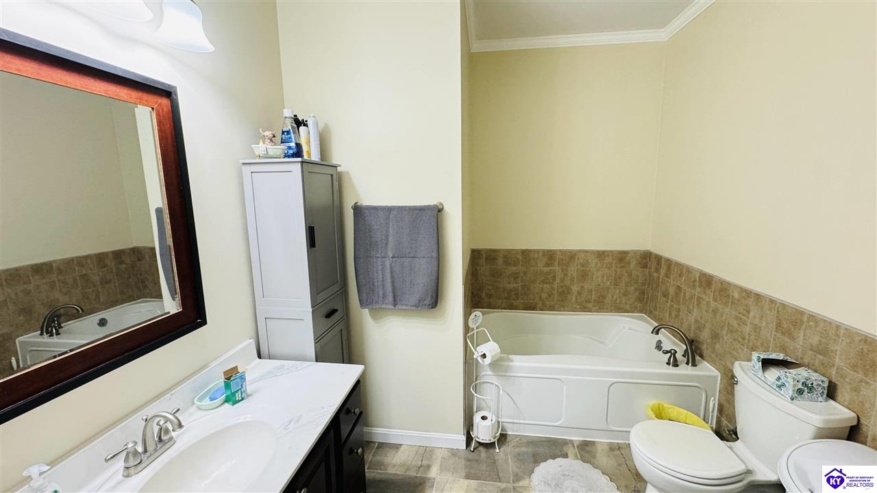 61 Meadow Lake Lane Property Photo 40