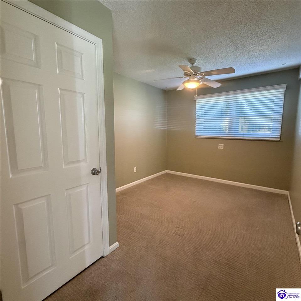 904 Tyler Circle Property Photo 17