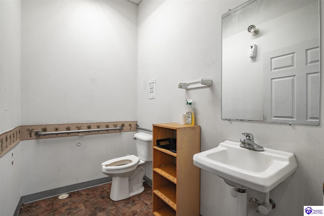536 W Dixie Avenue Property Photo 52