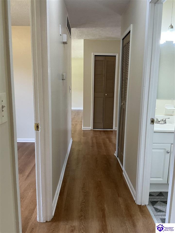 2604 Northern Road Property Photo 16