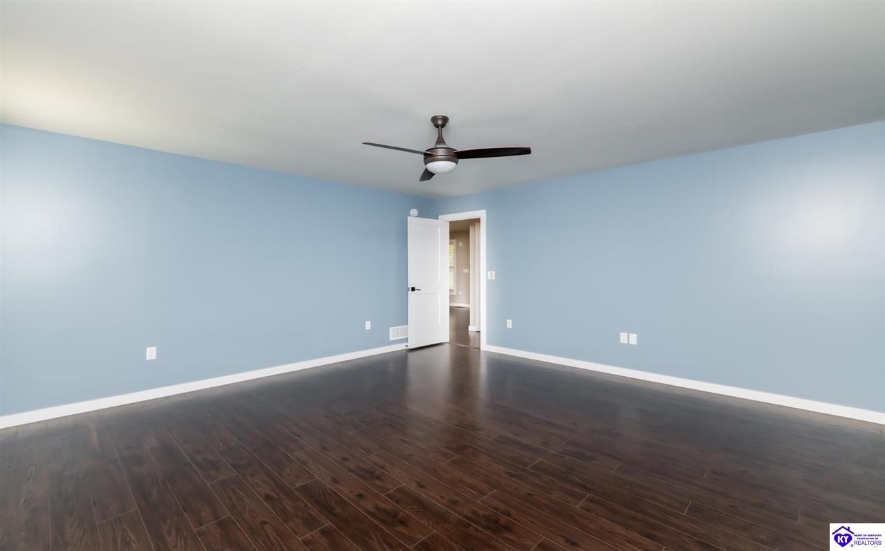 369 Meadowview Drive Property Photo 24
