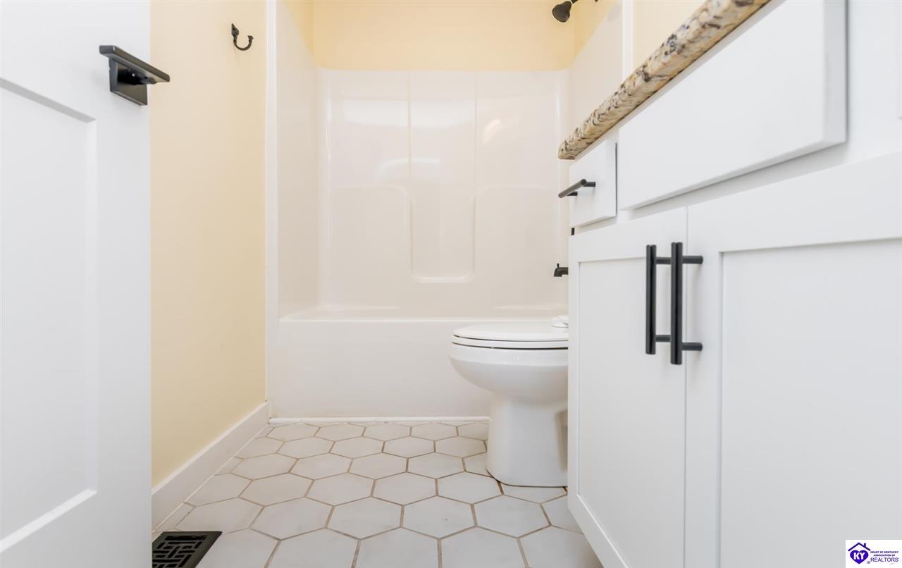 369 Meadowview Drive Property Photo 48