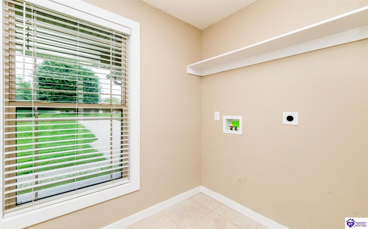 369 Meadowview Drive Property Photo 52