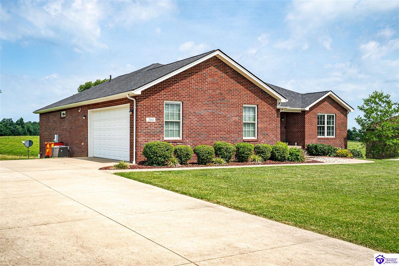 204 Shepherd's Way Property Photo 3