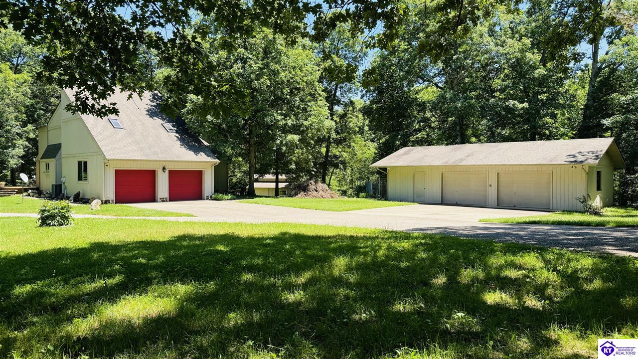 150 Parkside Drive Property Photo 12