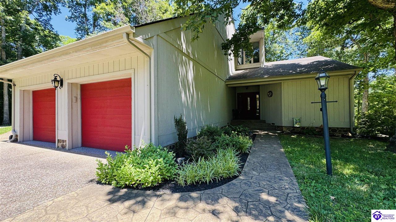 150 Parkside Drive Property Photo 14
