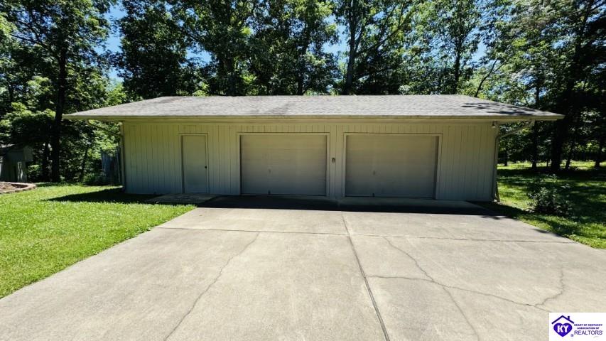 150 Parkside Drive Property Photo 16