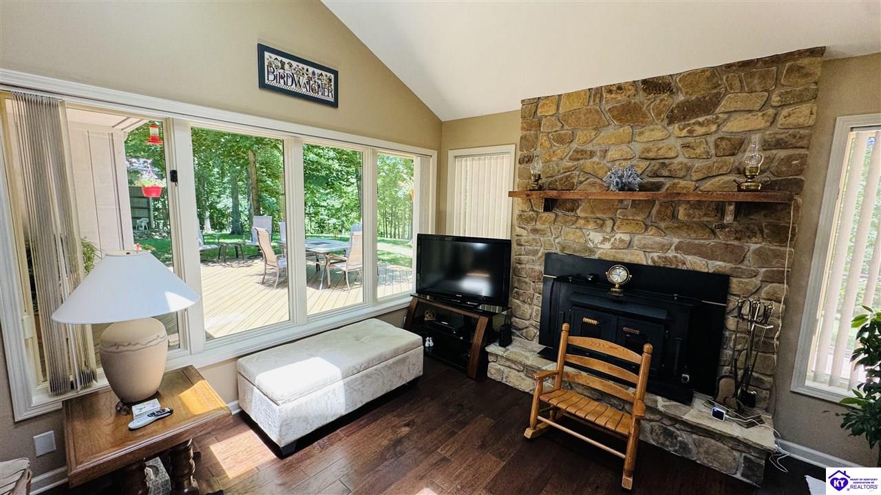 150 Parkside Drive Property Photo 32