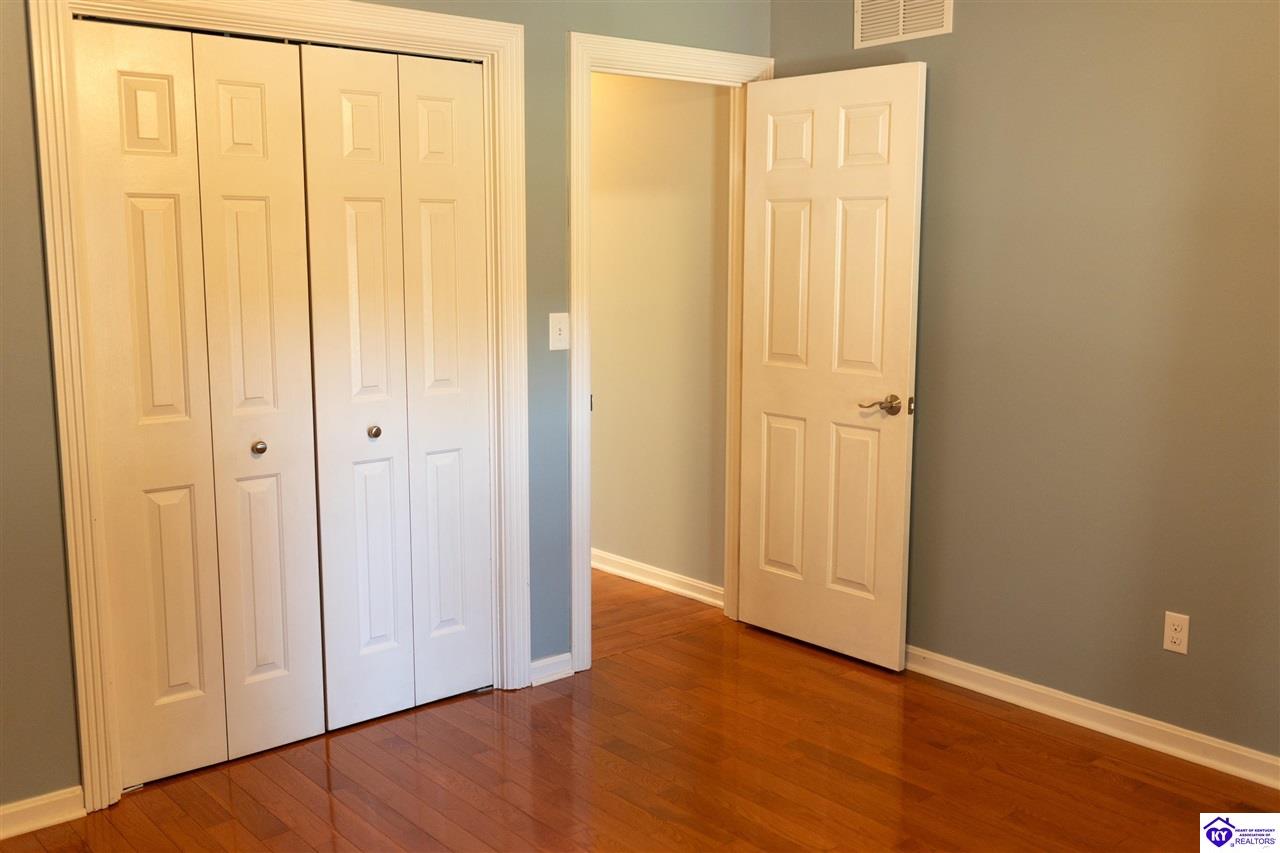 340 Beechwood Drive Property Photo 3
