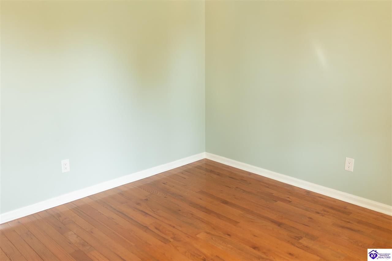 340 Beechwood Drive Property Photo 6