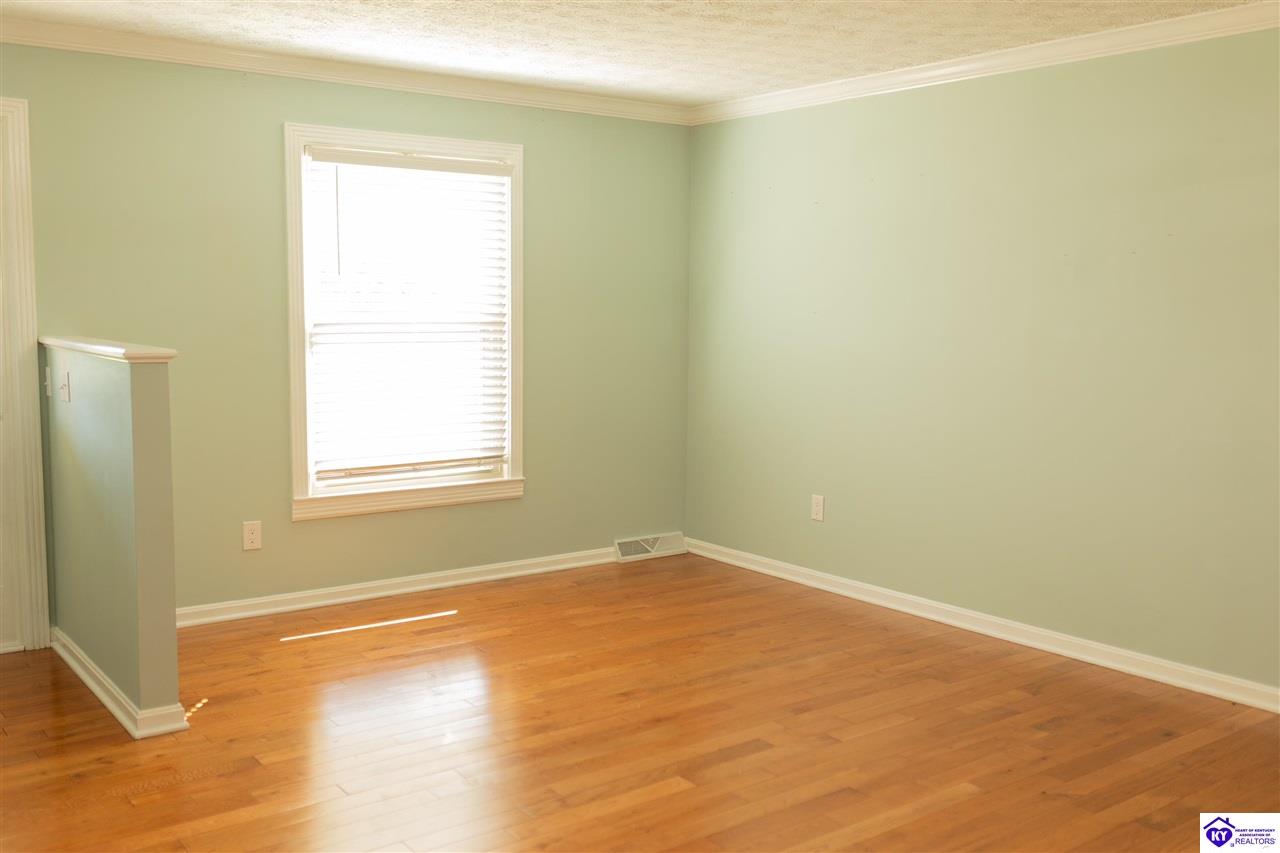 340 Beechwood Drive Property Photo 12