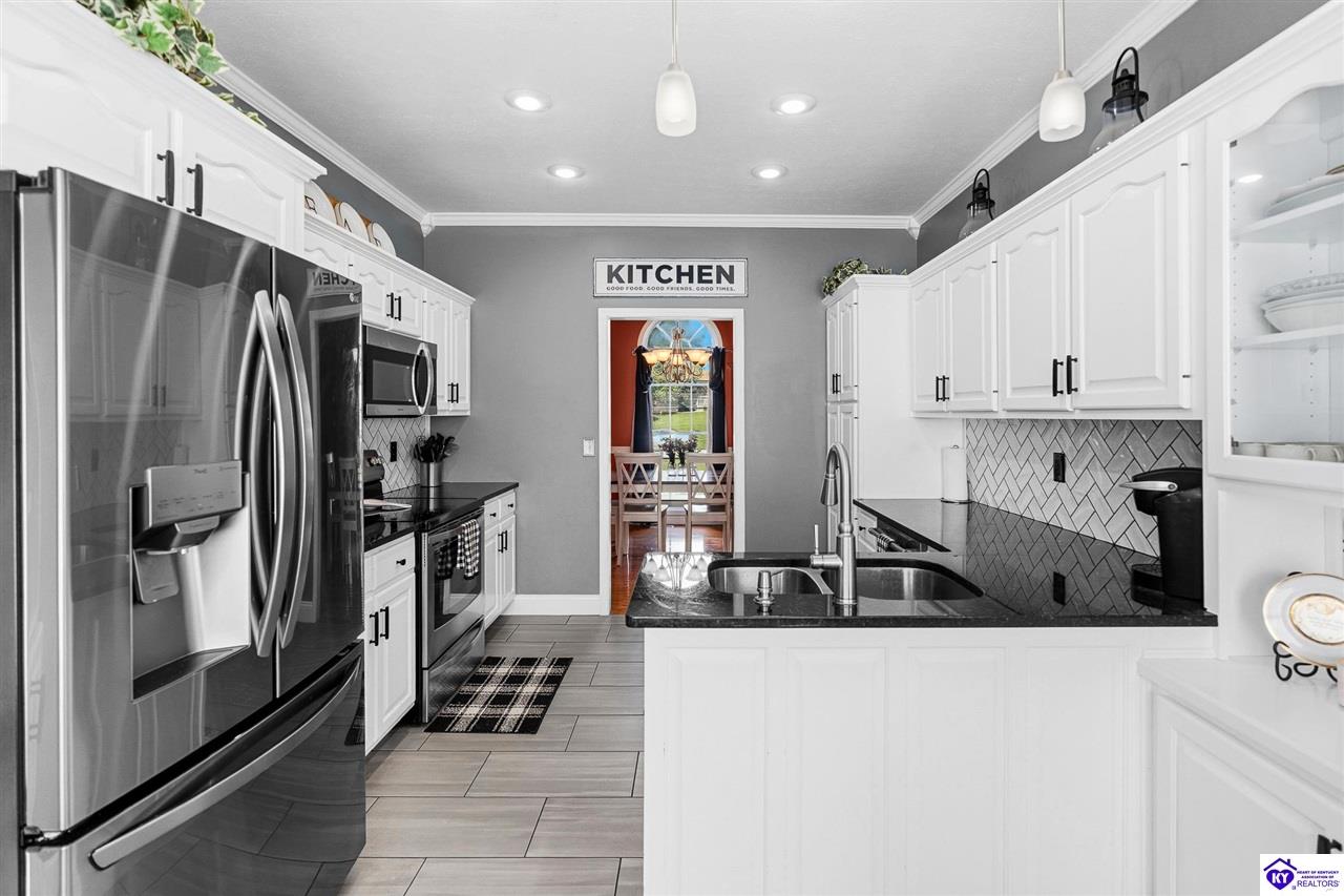 94 Bentley Boulevard Property Photo 1