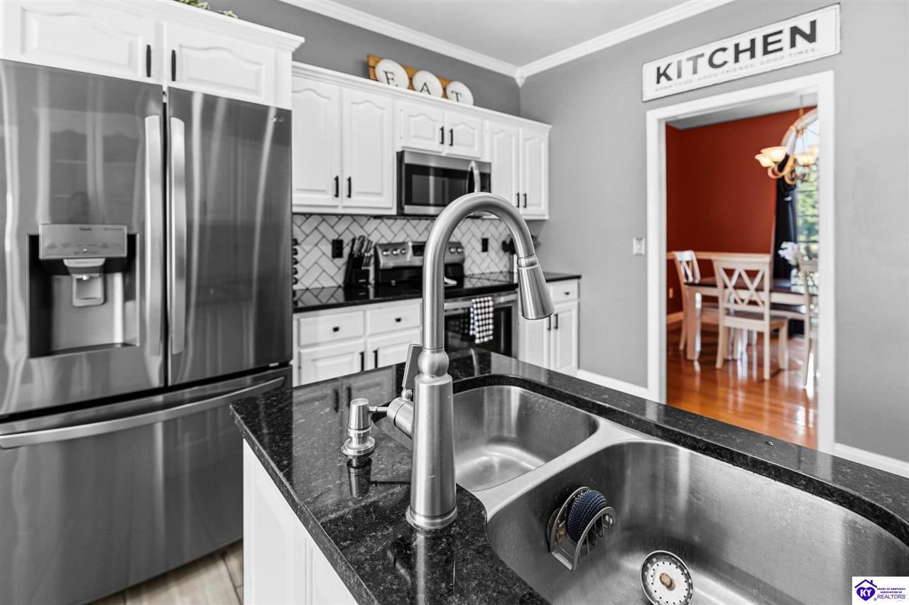 94 Bentley Boulevard Property Photo 16