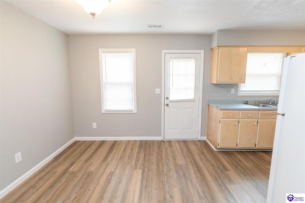 315 Berkley Court Property Photo 11