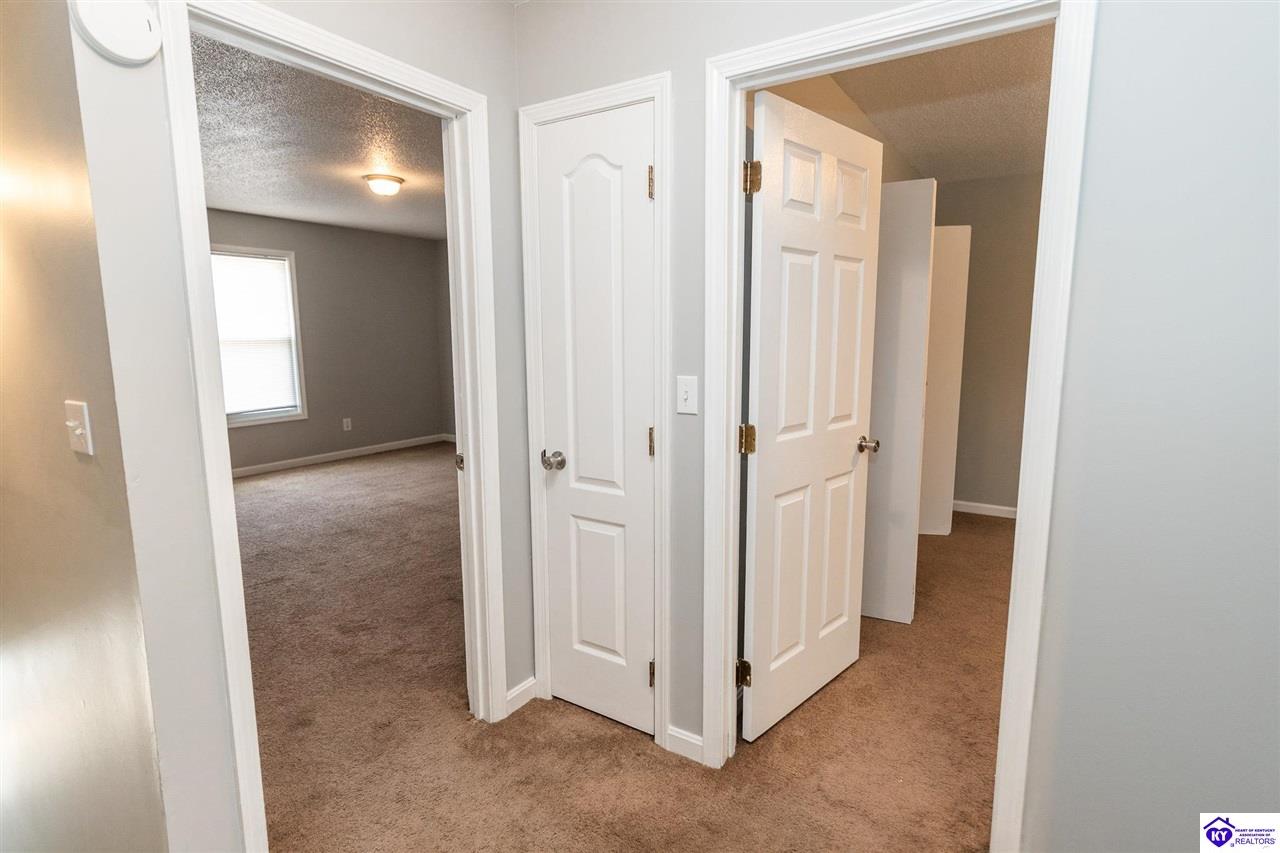 315 Berkley Court Property Photo 22