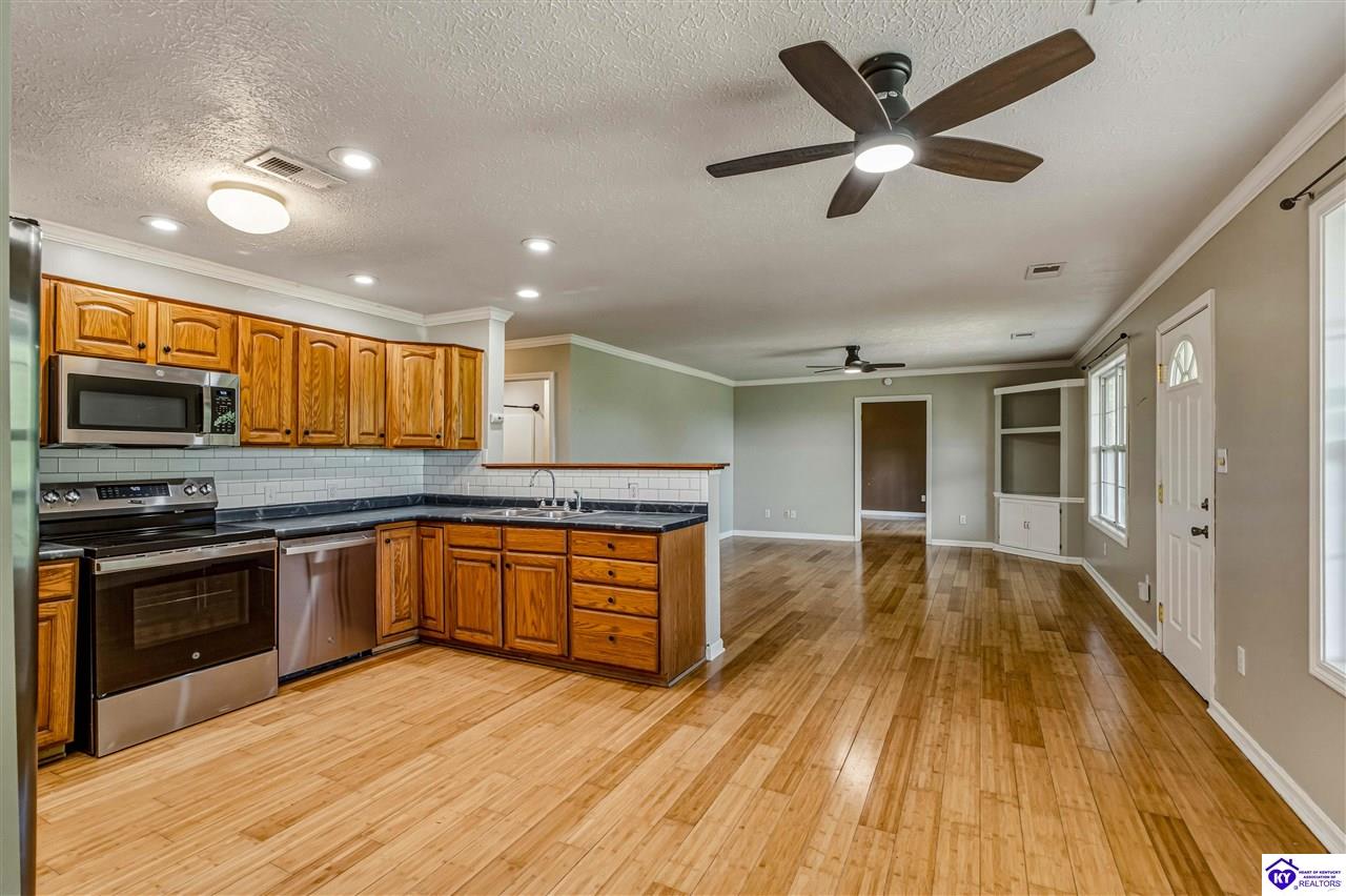 175 Waterview Lane Property Photo 8